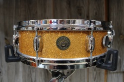 Gretsch Round Badge Progressive Jazz 14x4 in Gold Sparkle